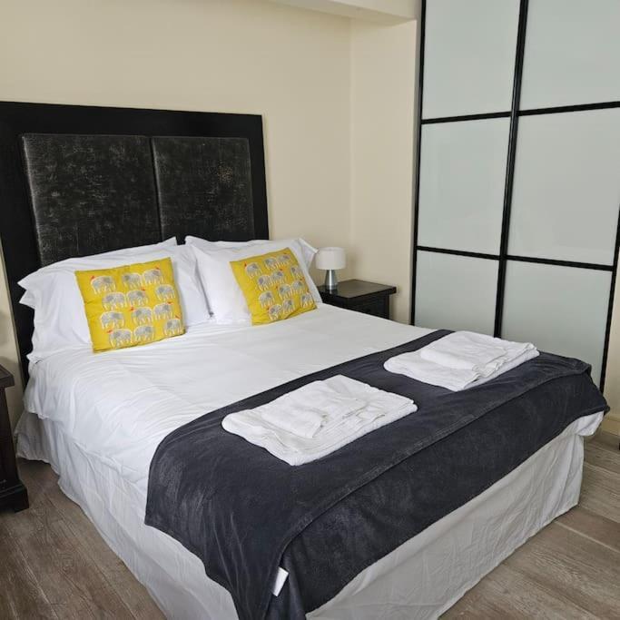 Appartamento Spacious Two Bedroom In South Kensington